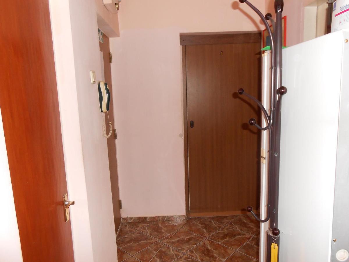 Apartmán Host Tina Bukurešť Exteriér fotografie